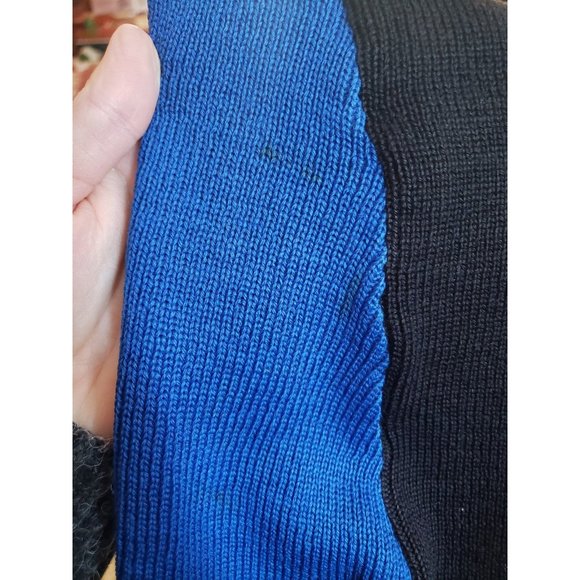 80s/90s Black and Blue‎ Wool Sweater - Picture 5 of 6